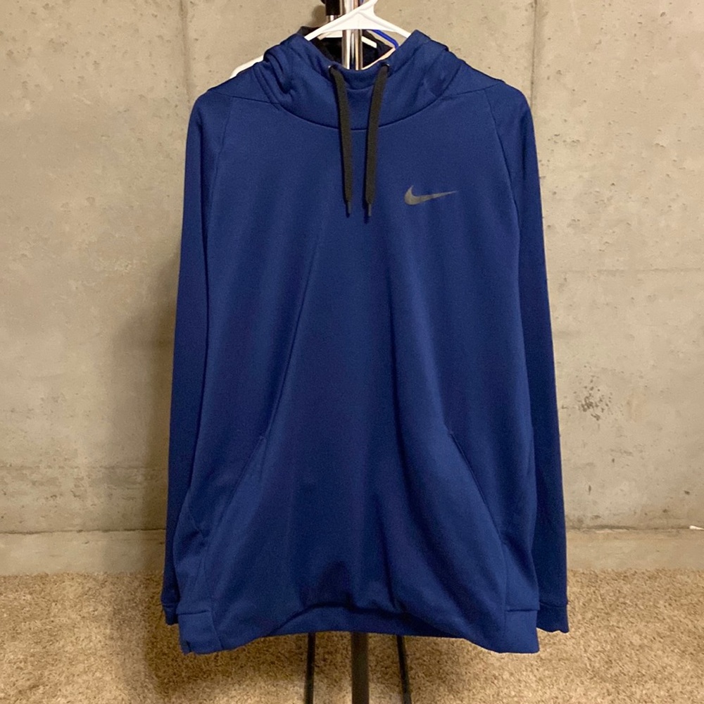 Nike Therma-Fit Training Hoodie Pullover!